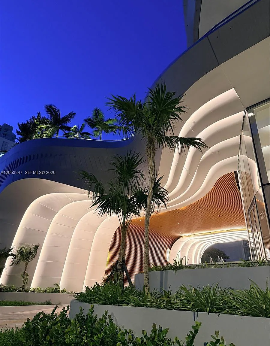Una Residences — Photo 4