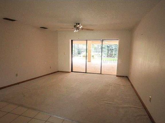 3rd image of 5048 Barrowe Dr