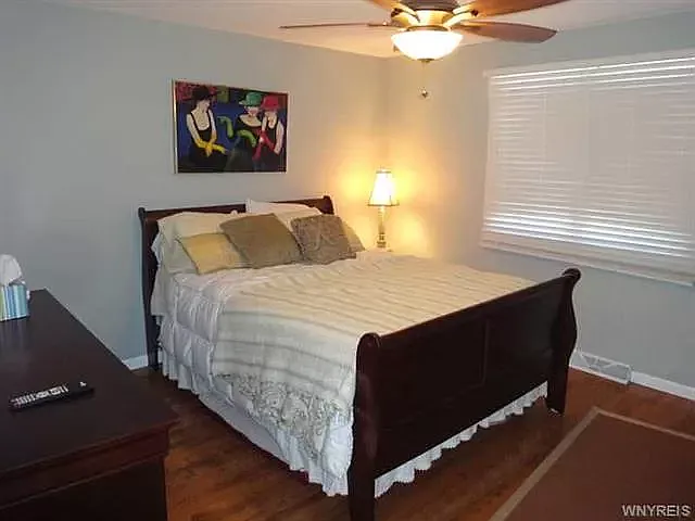 2185 Violet Cir #4 — Photo 11