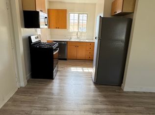 320 E Chestnut St APT A, Glendale, CA 91205
