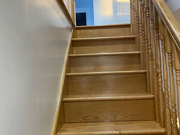 2nd image of 3554 E Tremont Ave