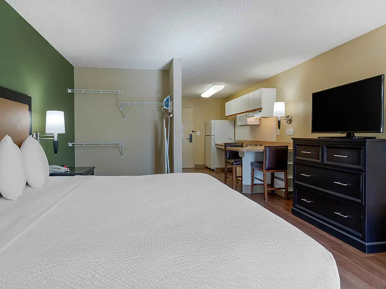 Studio Suite - 1 King Bed