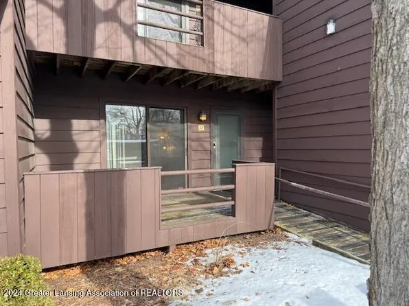 205 E Jolly Rd #7, Lansing, MI 48910