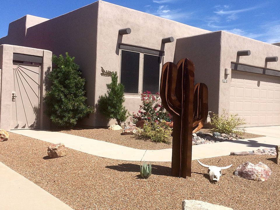 Newly updated front entryway