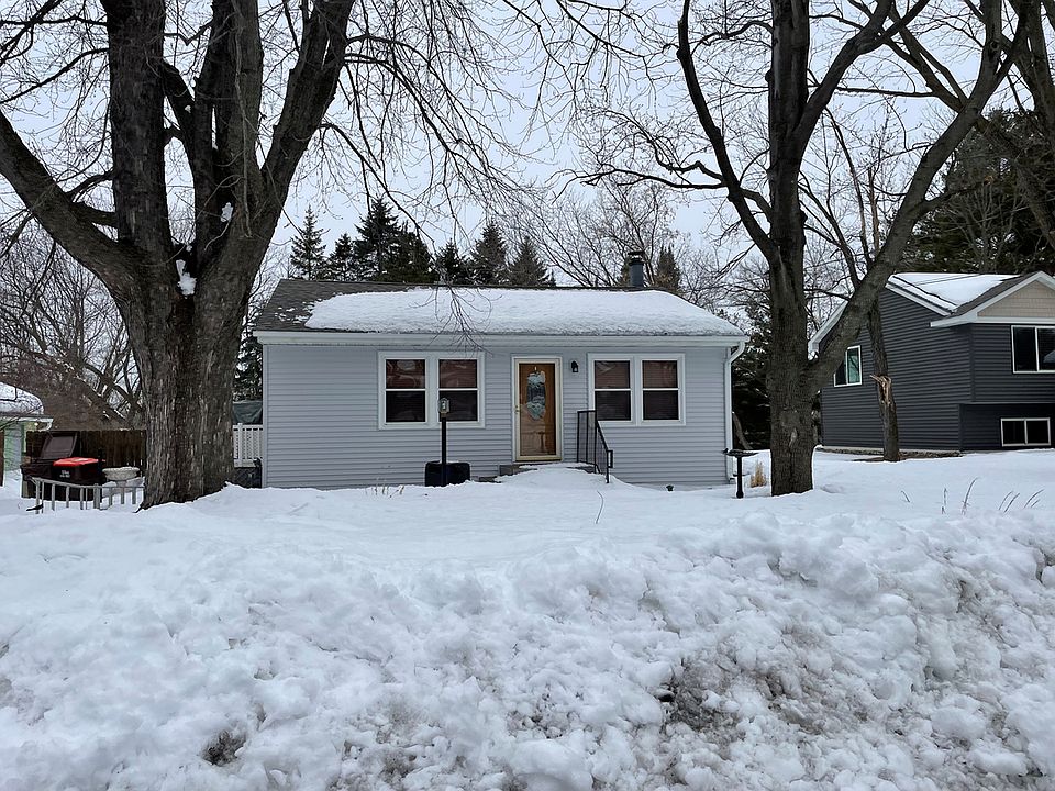 1st image of 2666 Gresham Ave N