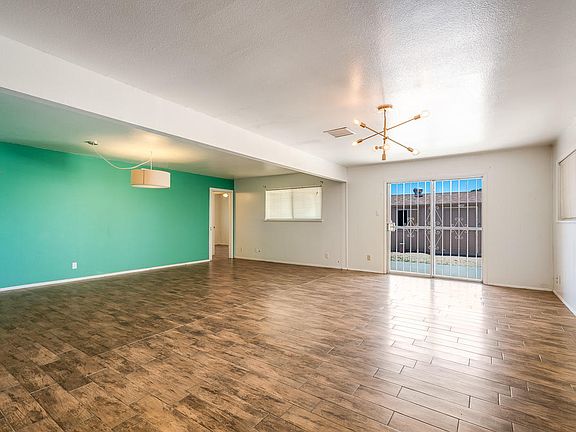 3rd image of 3219 Kilkenny St