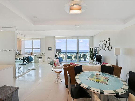 4th image of 650 West Ave Penthouse 10