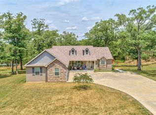 4653 Groom Rd, Farmington, MO 63640