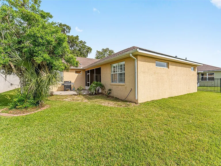 4987 SW 63rd Loop — Photo 53