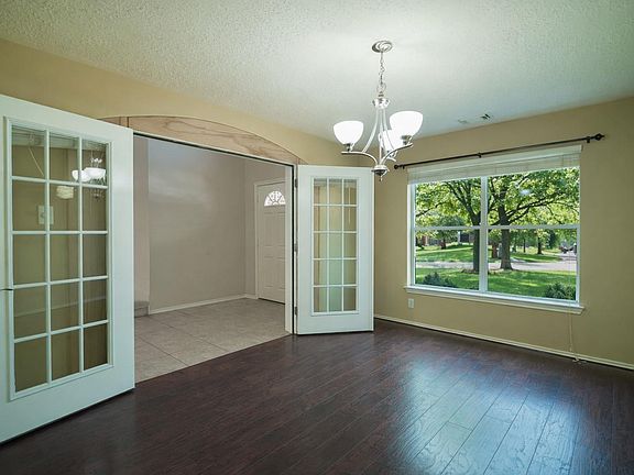 3rd image of 8315 Cardamon Ln
