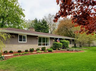 28 Crosby Dr, Battle Creek, MI 49014
