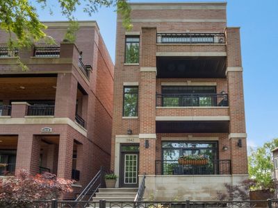 2842 N Racine Ave #1, Chicago, IL, 60657