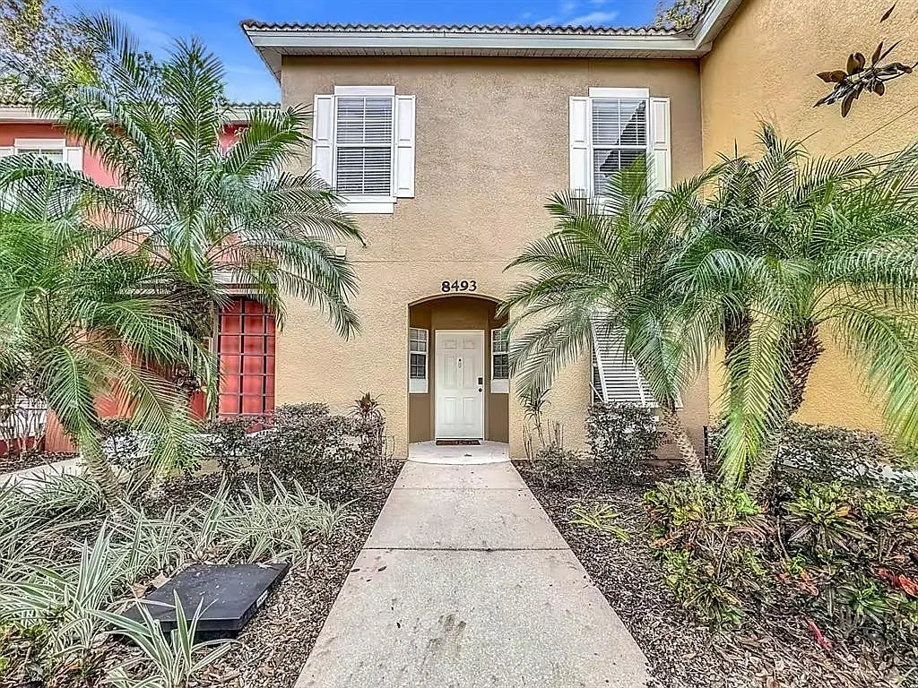 3 bed, 2.5 bath, 1291 sqft, $3,100 — Photo 1
