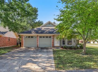 5700 Hollyhock Ln, Bossier City, LA 71112
