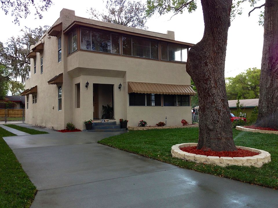 1st image of 925 Oakhill St
