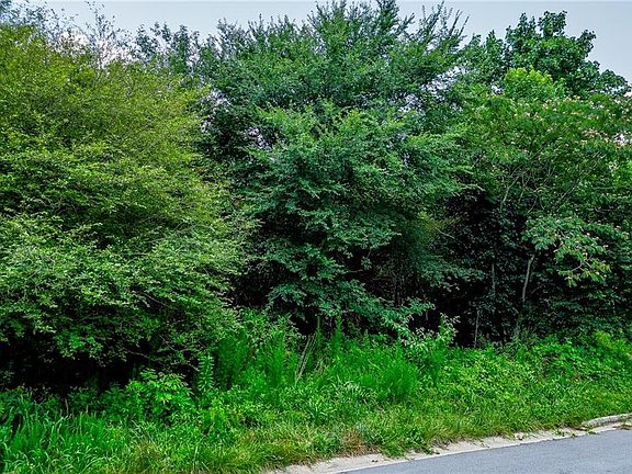 3rd image of 3895 Fieldgreen Ct