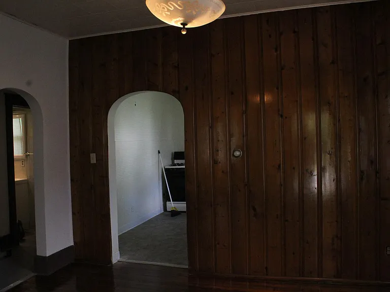 1411 S Webster St — Photo 16