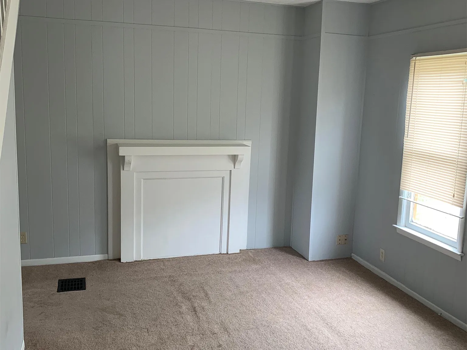 35 South May Avenue - Single House — Photo 2