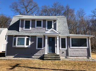 30 Billow Rd, Old Lyme, CT 06371
