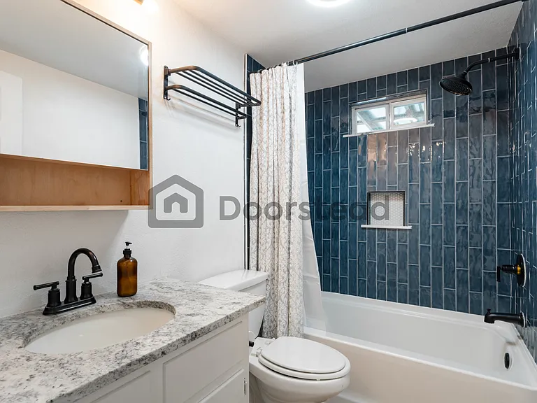 1109 Spur St — Photo 19