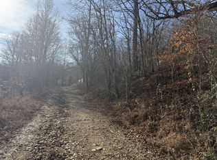 600 Leath Chapel Rd, Bethpage, TN 37022