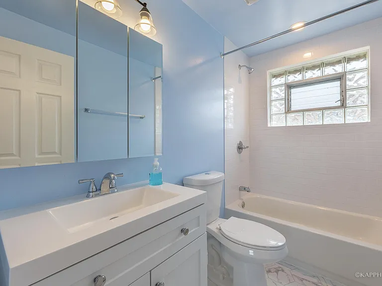 4600 N Sayre Ave #1 — Photo 19