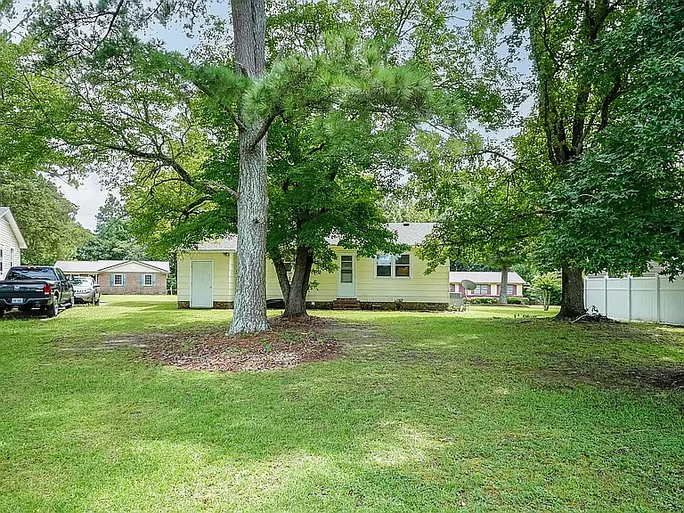 540 Lincoln Dr — Photo 19