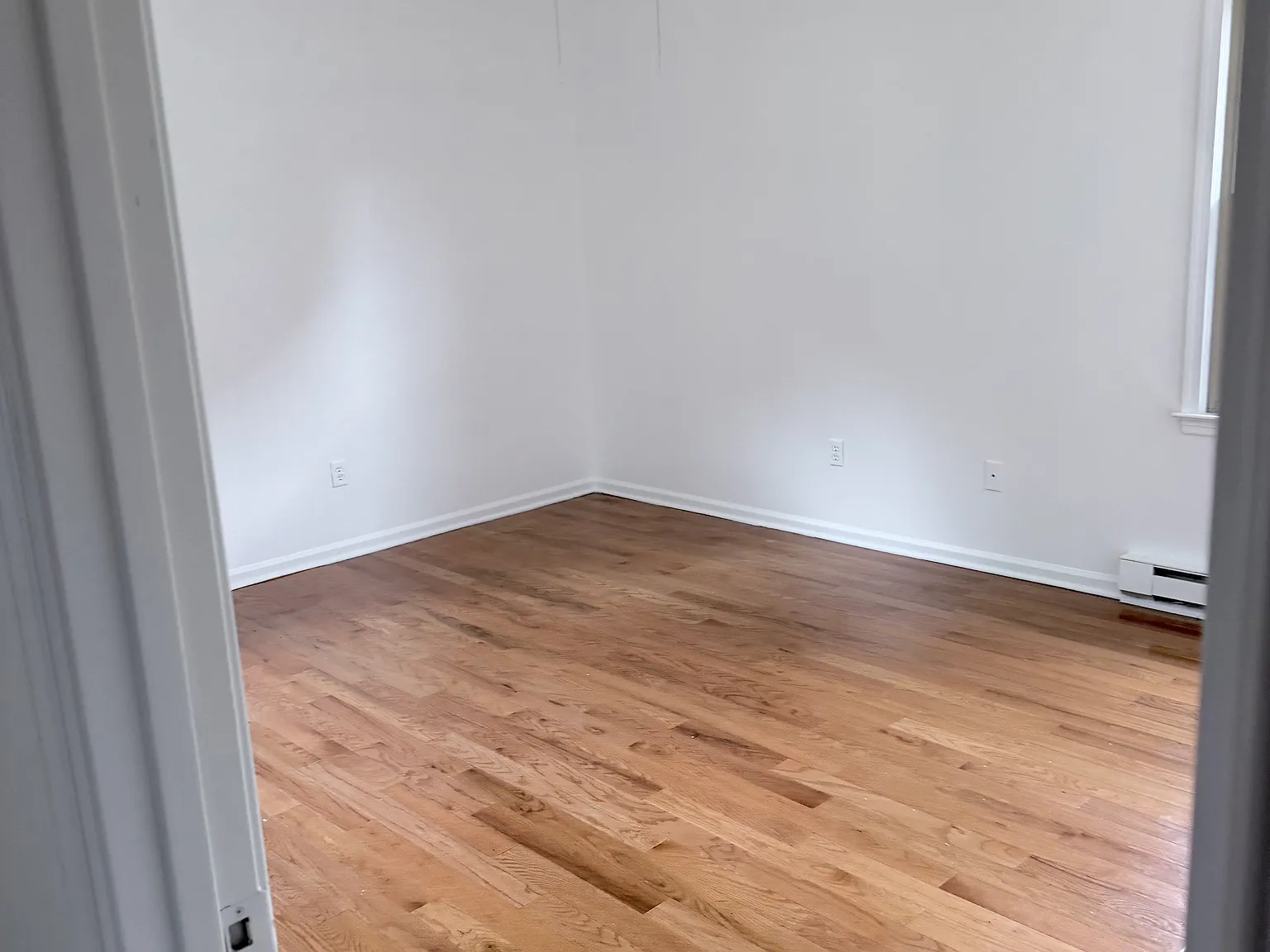 3 bed, 1800 sqft, $2,000 — Photo 2