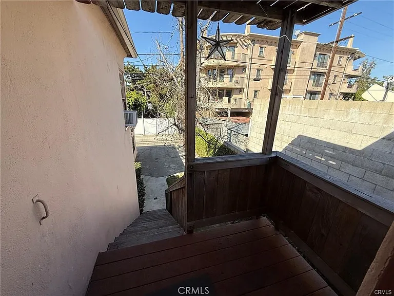 4343 Laurel Canyon Blvd — Photo 20
