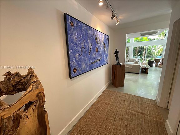 5th image of 2485 Inagua Ave
