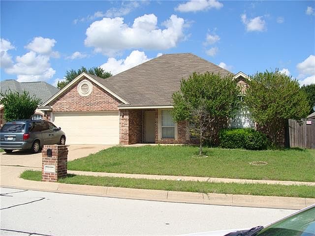 1st image of 908 Rolling Meadows Dr