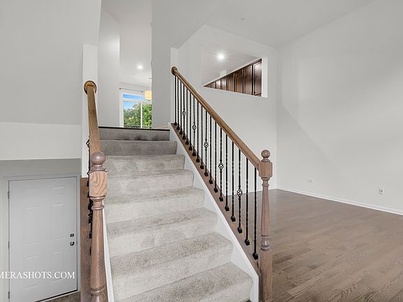 2nd image of 2891 Henley Ln #2891
