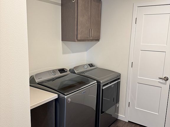 4th image of 4025 Cedar Heights Dr #D