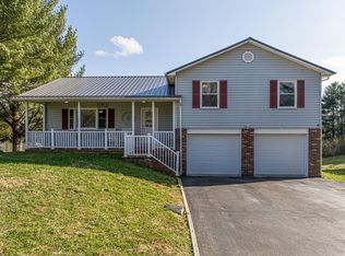 29122 Rhea Valley Rd, Meadowview, VA 24361