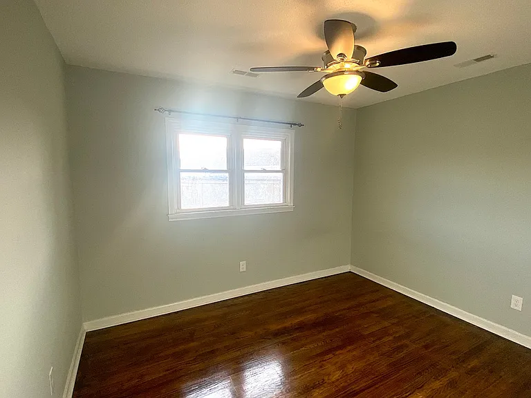 630 Race St — Photo 18