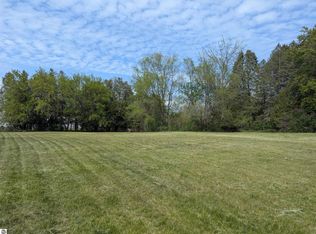 216 N Mackinaw Rd, Au Gres, MI 48703