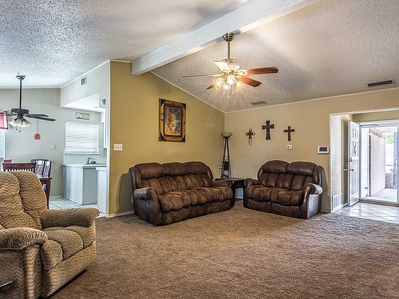 4th image of 4504 Crenshaw Dr