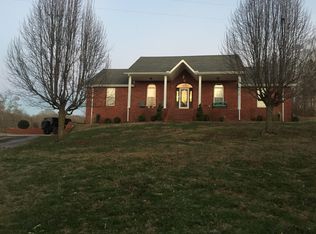 419 Trace Creek Rd, Red Boiling Springs, TN 37150