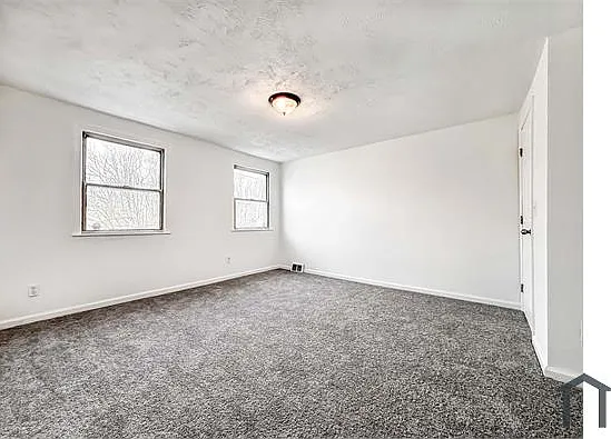 414 Avondale Rd — Photo 30