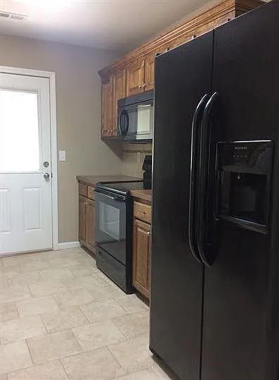 610 B West Market Street — Photo 3