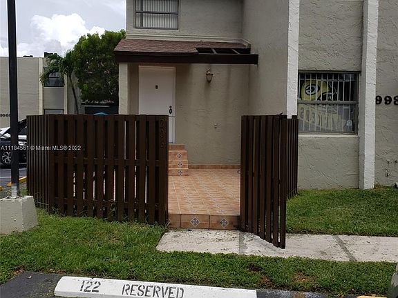 3rd image of 9980 NW 9th Street Cir APT 206-5