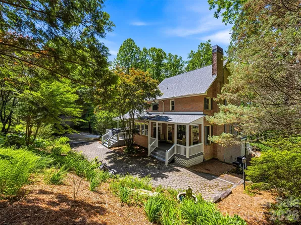 243 Poplar Ln, Pisgah Forest, NC 28768