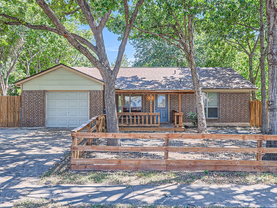 1st image of 808 Hill Wood Dr
