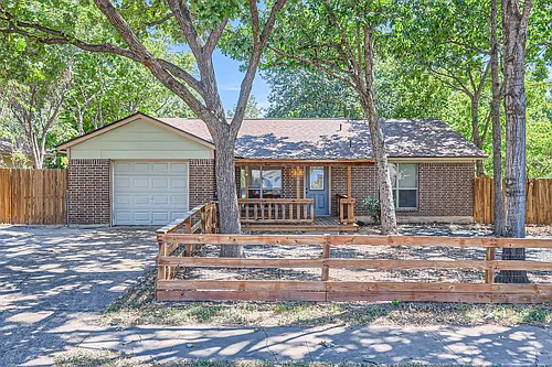 808 Hill Wood Dr Photo 1