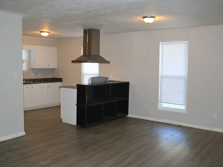 3109 Jennifer Ct — Photo 8