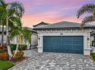 10082 Palazzo Dr, Naples, FL 34119