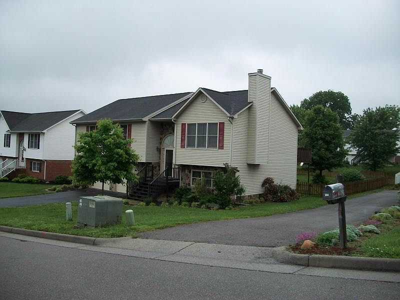 729 Palmer Ave, Salem, VA 24153 Zillow