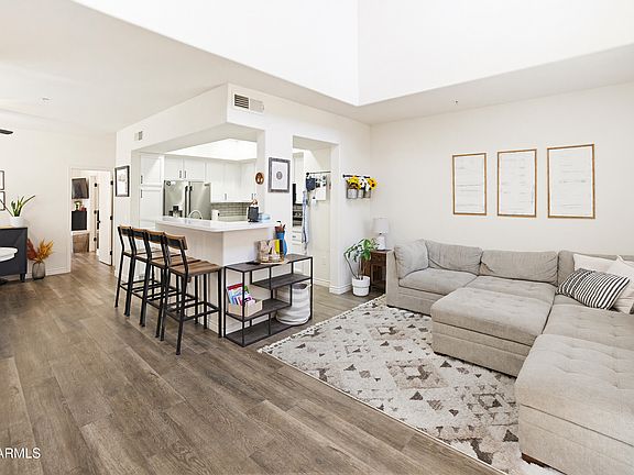 2nd image of 3250 W GREENWAY Road #162