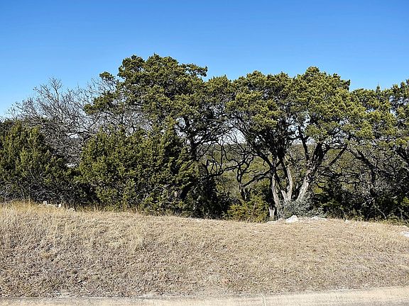 4th image of 2113 Summit Crest Dr