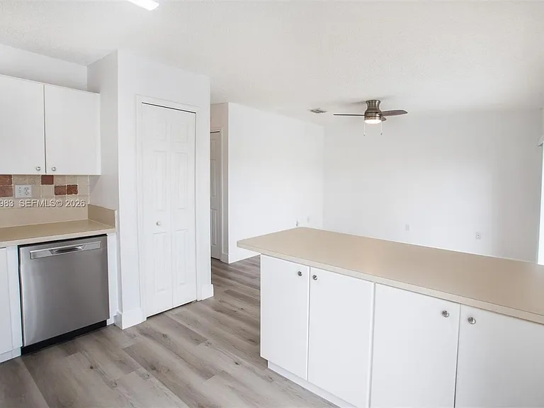 8949 SW 214th St #8949 — Photo 13